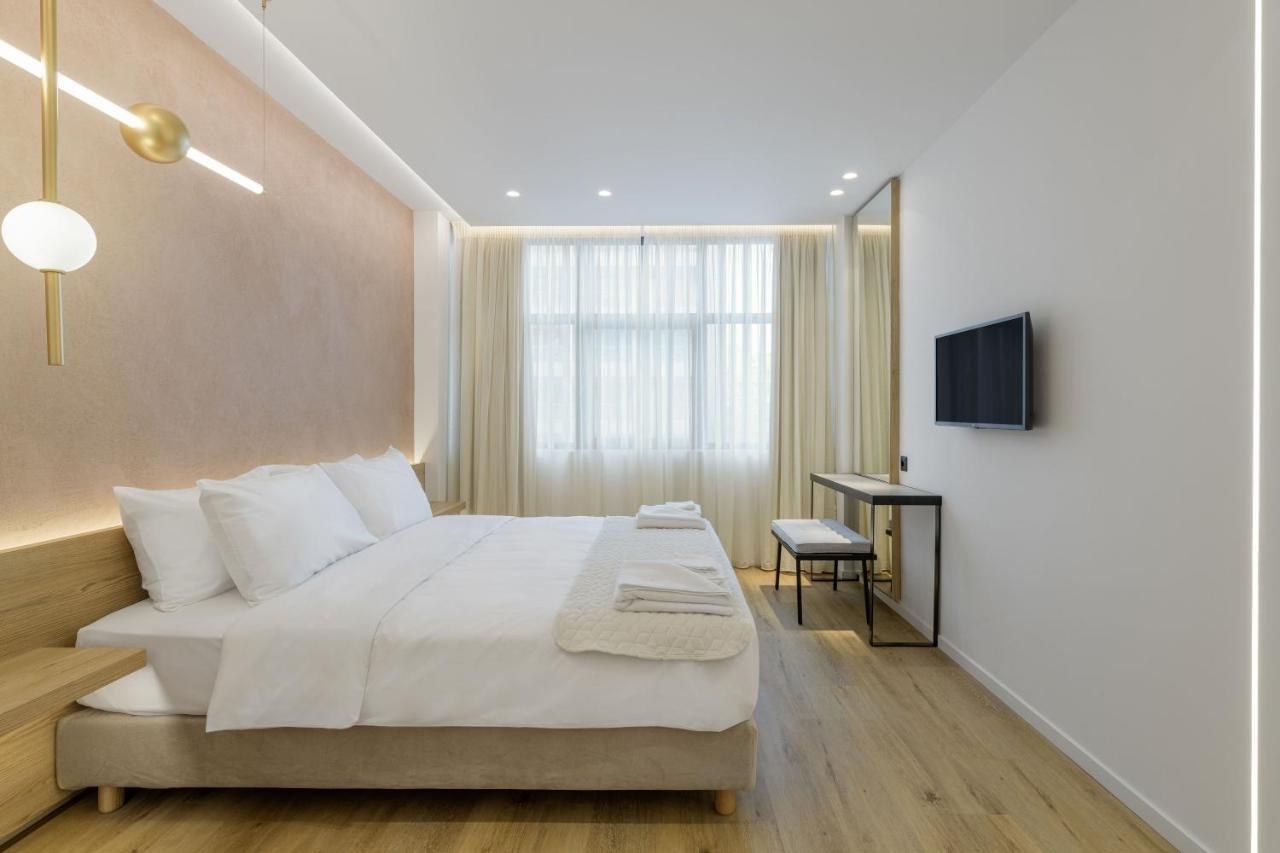 Acropolis Magenta Luxury Suites Atene Esterno foto