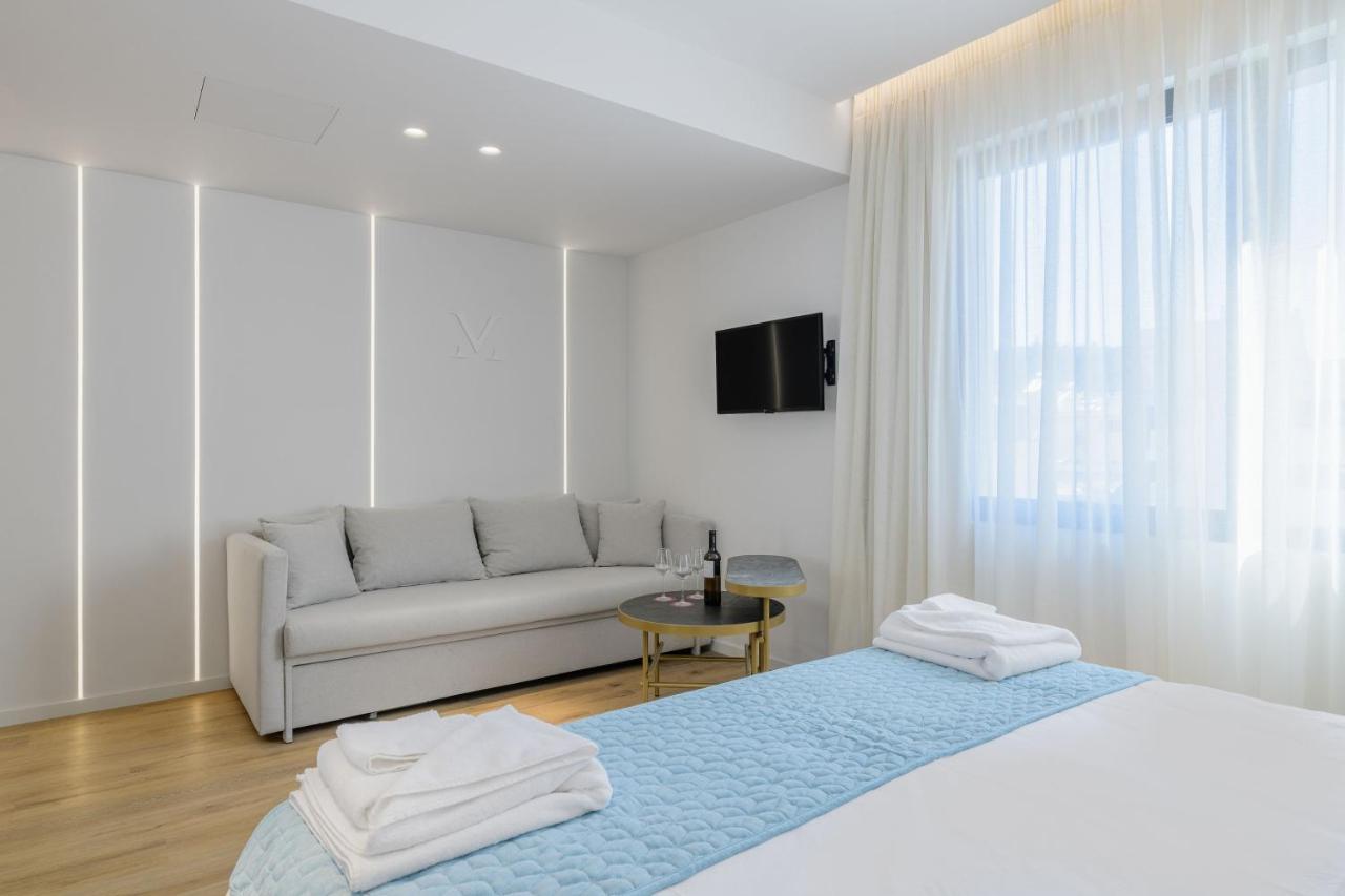 Acropolis Magenta Luxury Suites Atene Esterno foto