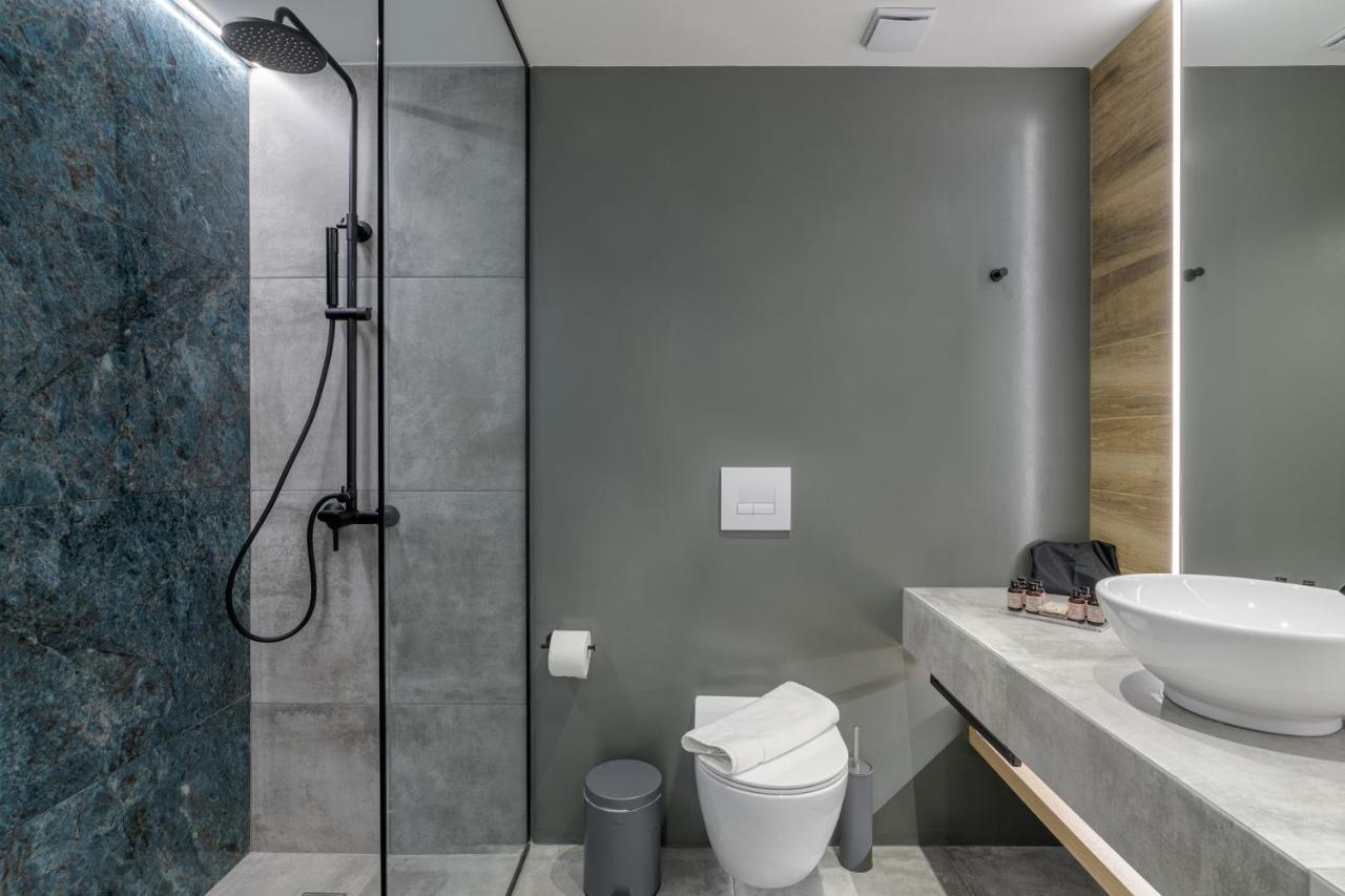 Acropolis Magenta Luxury Suites Atene Esterno foto